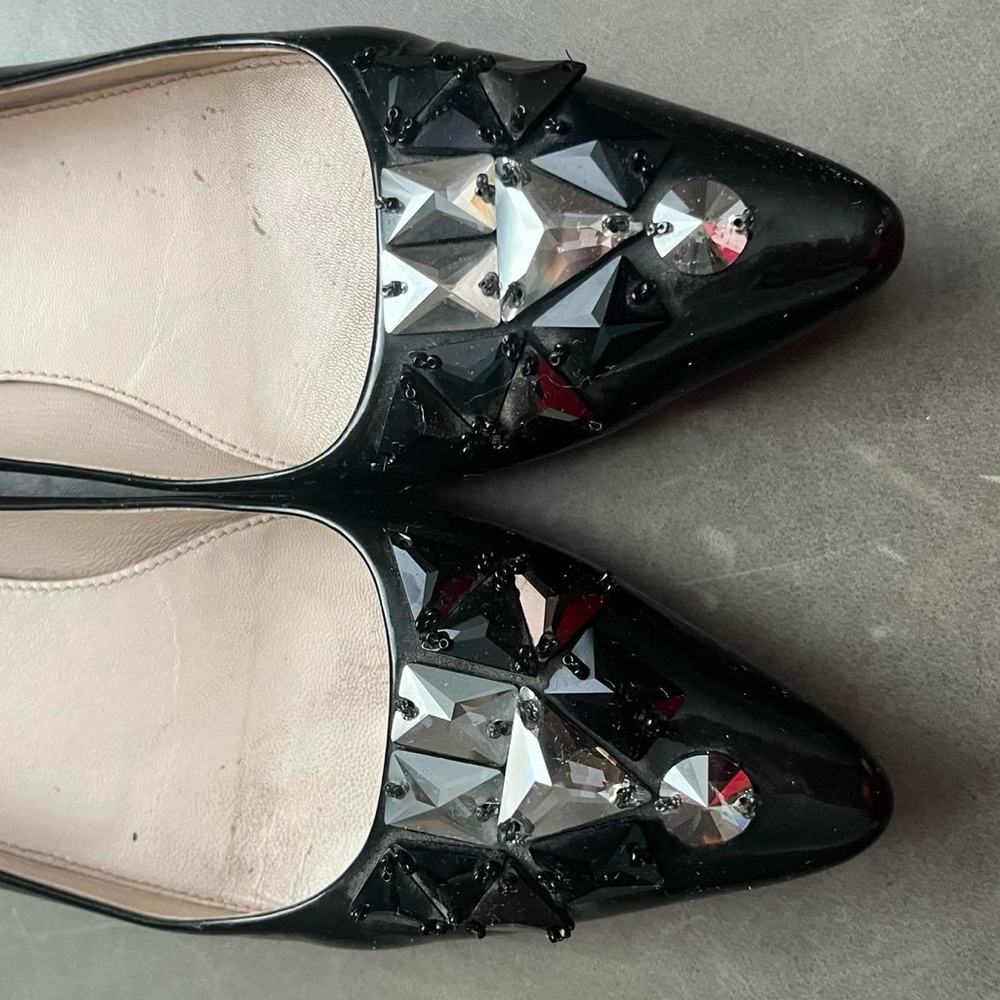 Prada - Picture 3 of 11
